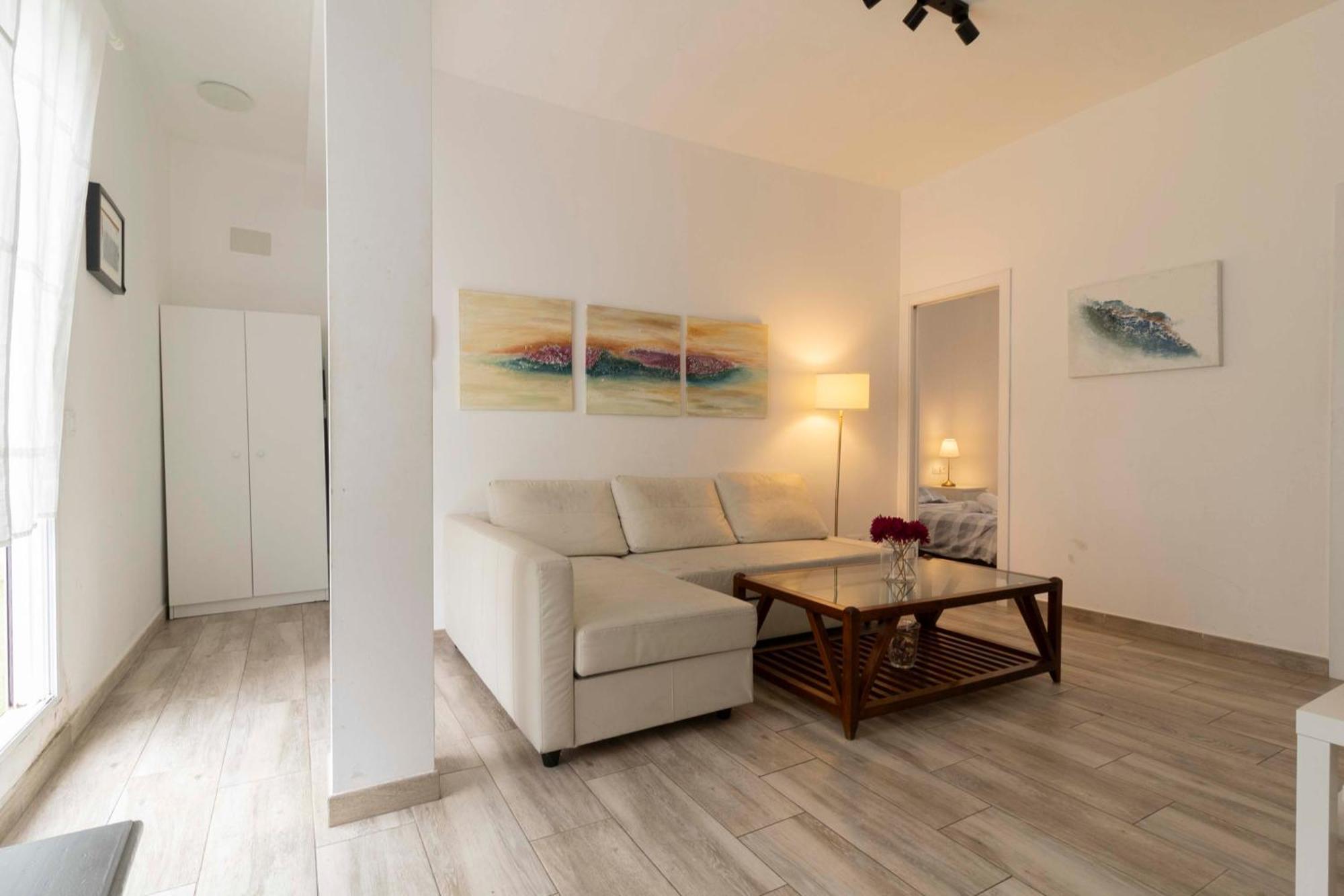 Apartamentos Los Remedios Sevilla Eksteriør billede