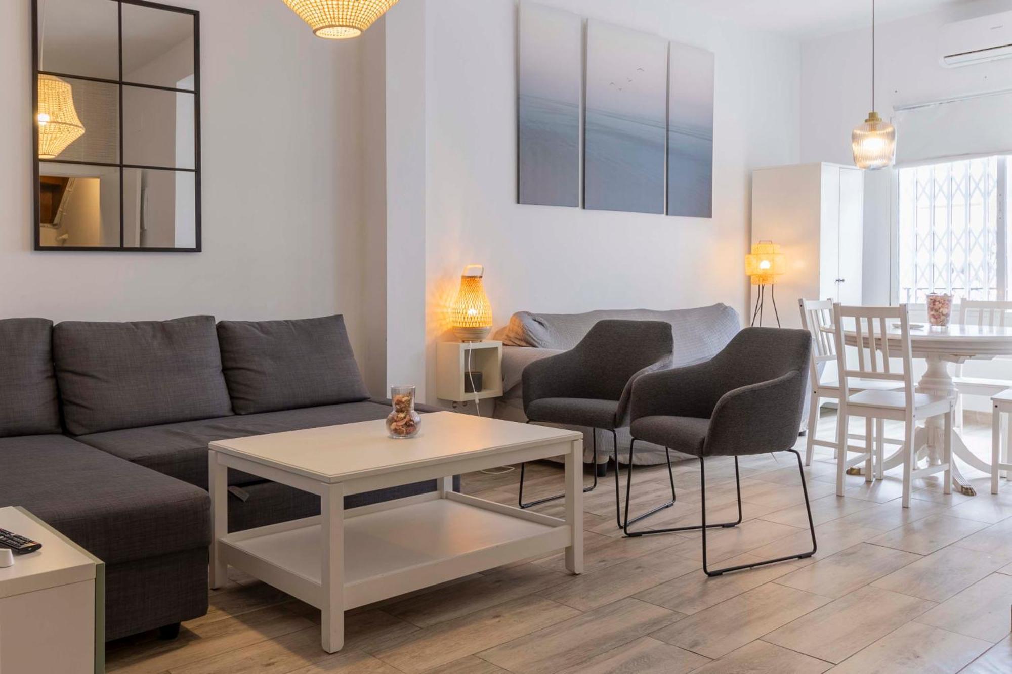 Apartamentos Los Remedios Sevilla Eksteriør billede