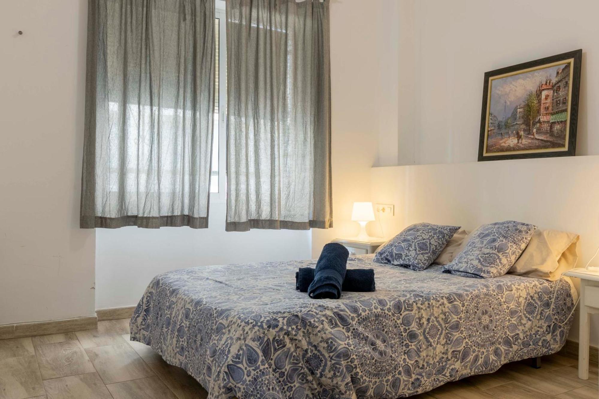 Apartamentos Los Remedios Sevilla Eksteriør billede