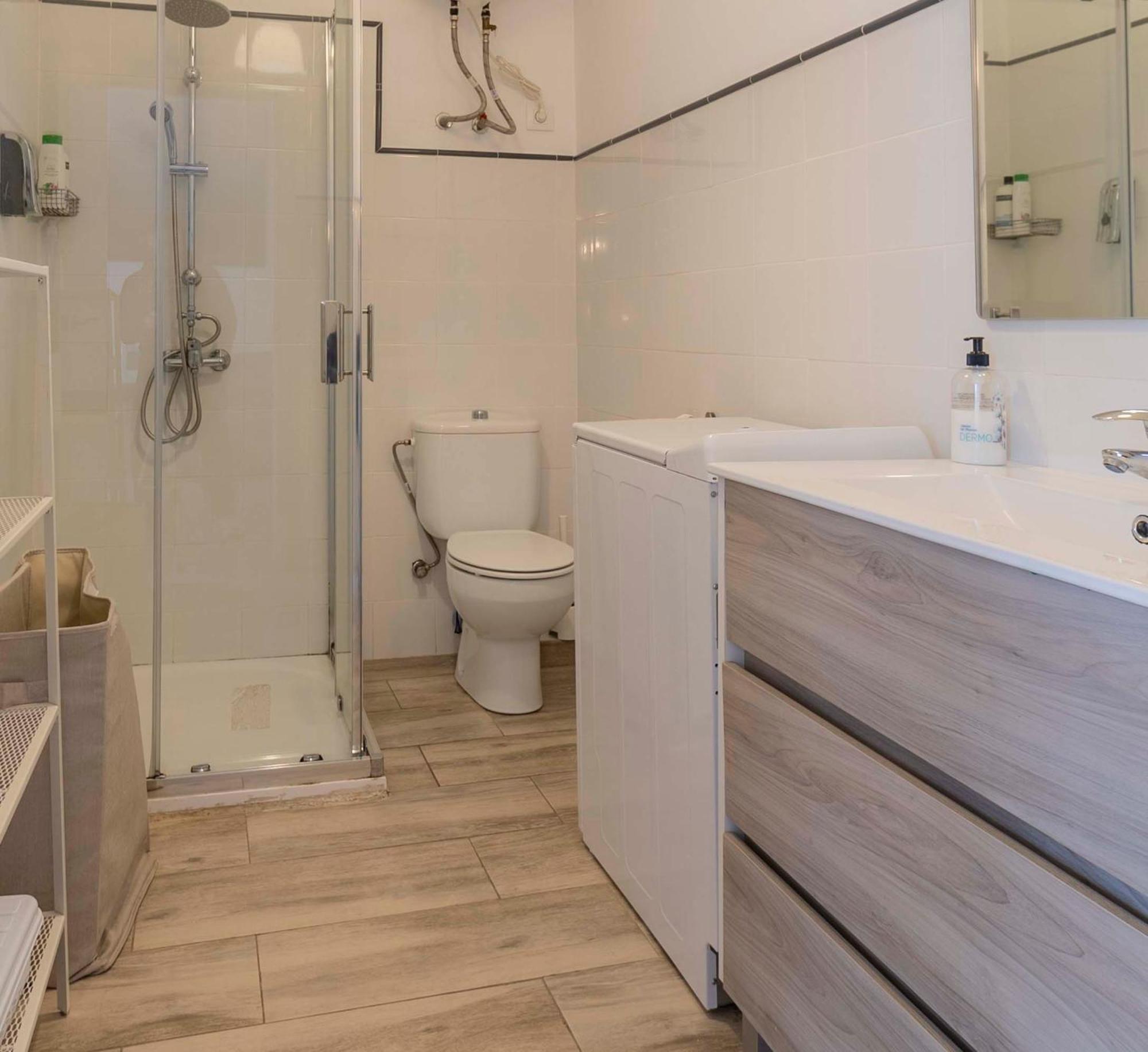 Apartamentos Los Remedios Sevilla Eksteriør billede