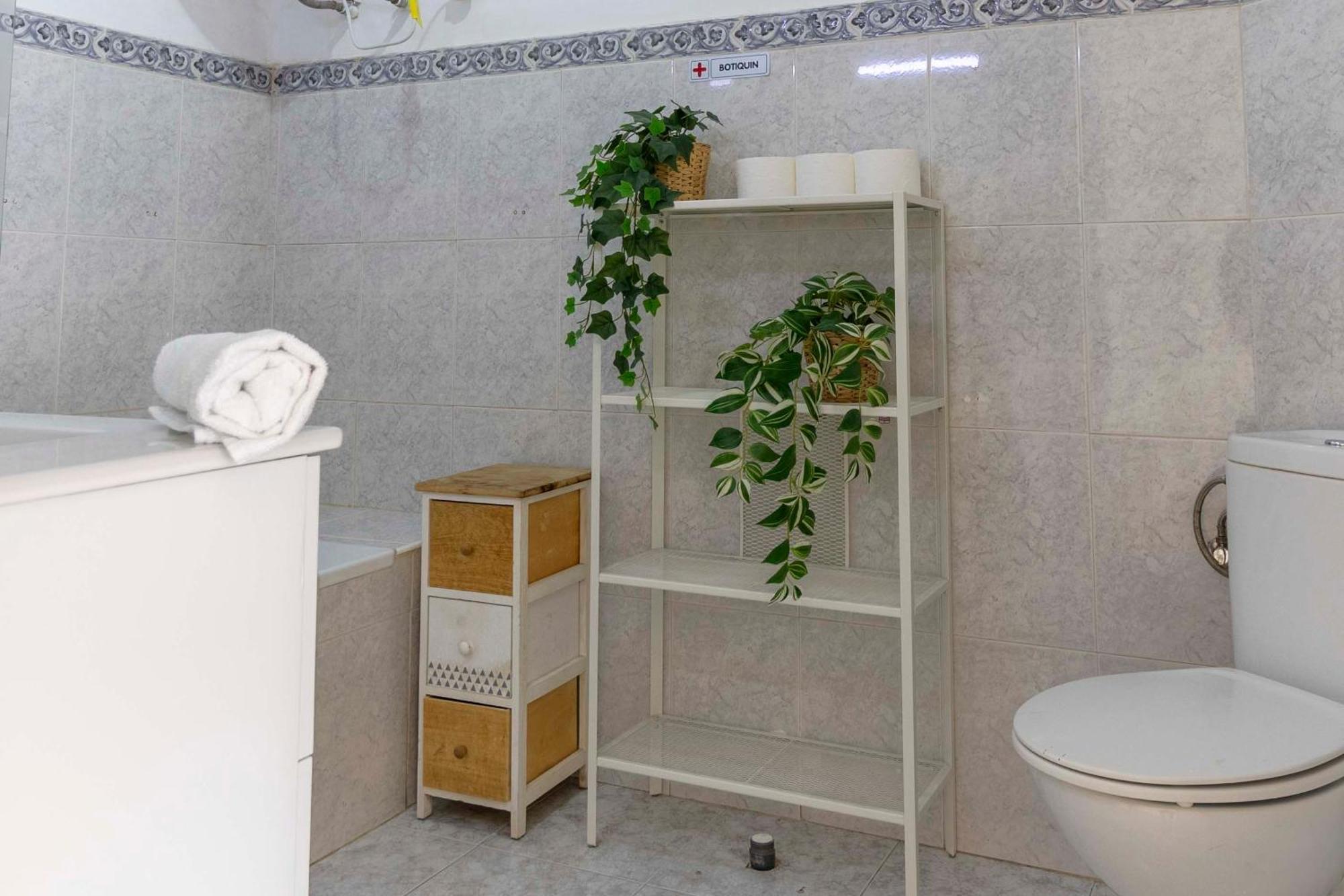 Apartamentos Los Remedios Sevilla Eksteriør billede